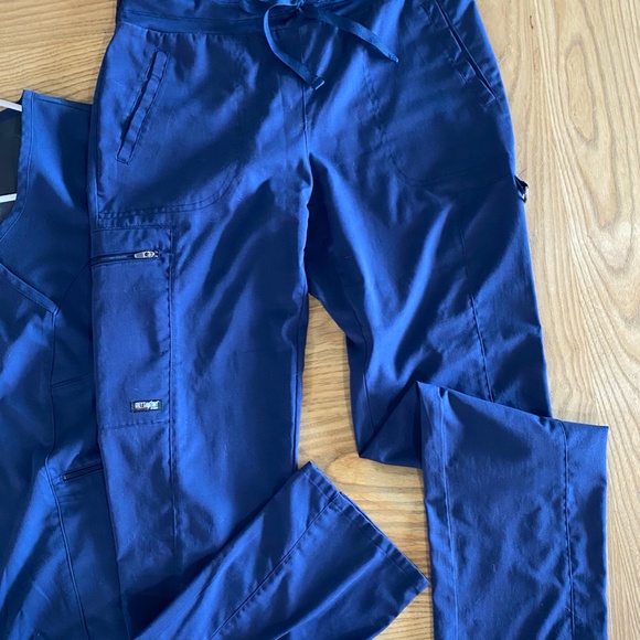 Scrubs - Picture 4 of 7